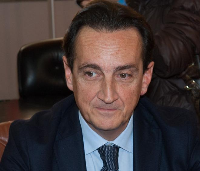 Troppa burocrazia: l’isola senza riforme rimane indietro 