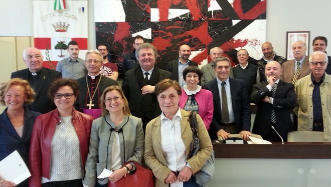 Laica e religiosa: la festa del Patrono “invade” il centro 