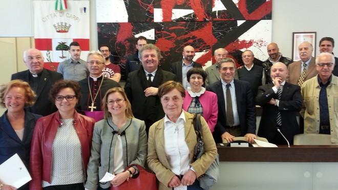 Laica e religiosa: la festa del Patrono “invade” il centro