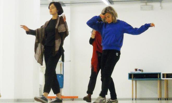 “Inmovimento”, danzare per corpo e ambiente