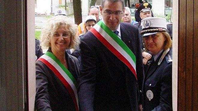 Ieri taglio del nastro alla sede del corpo vigili municipali