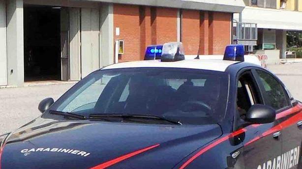 I ladri smurano anche la cassaforte