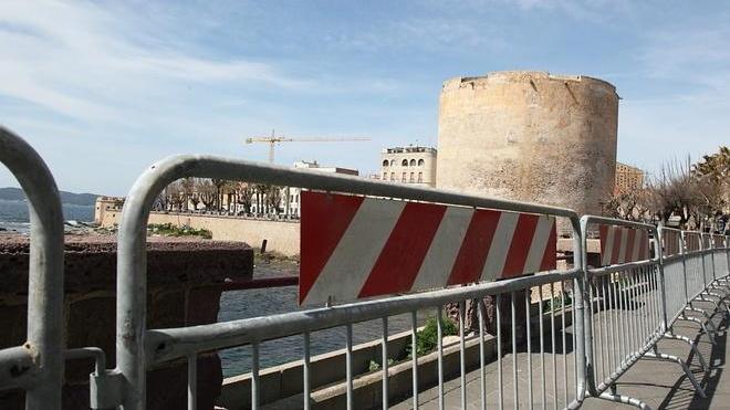 Bastioni, sarà il Comune a sostituire le ringhiere