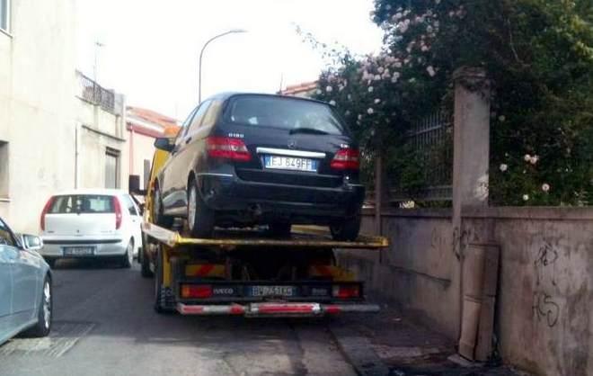 Doppio incendio d’auto, matrice dolosa 