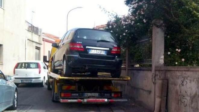 Doppio incendio d’auto, matrice dolosa