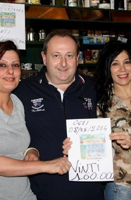 Il “Gratta” da record scatena la caccia al biglietto fortunato 