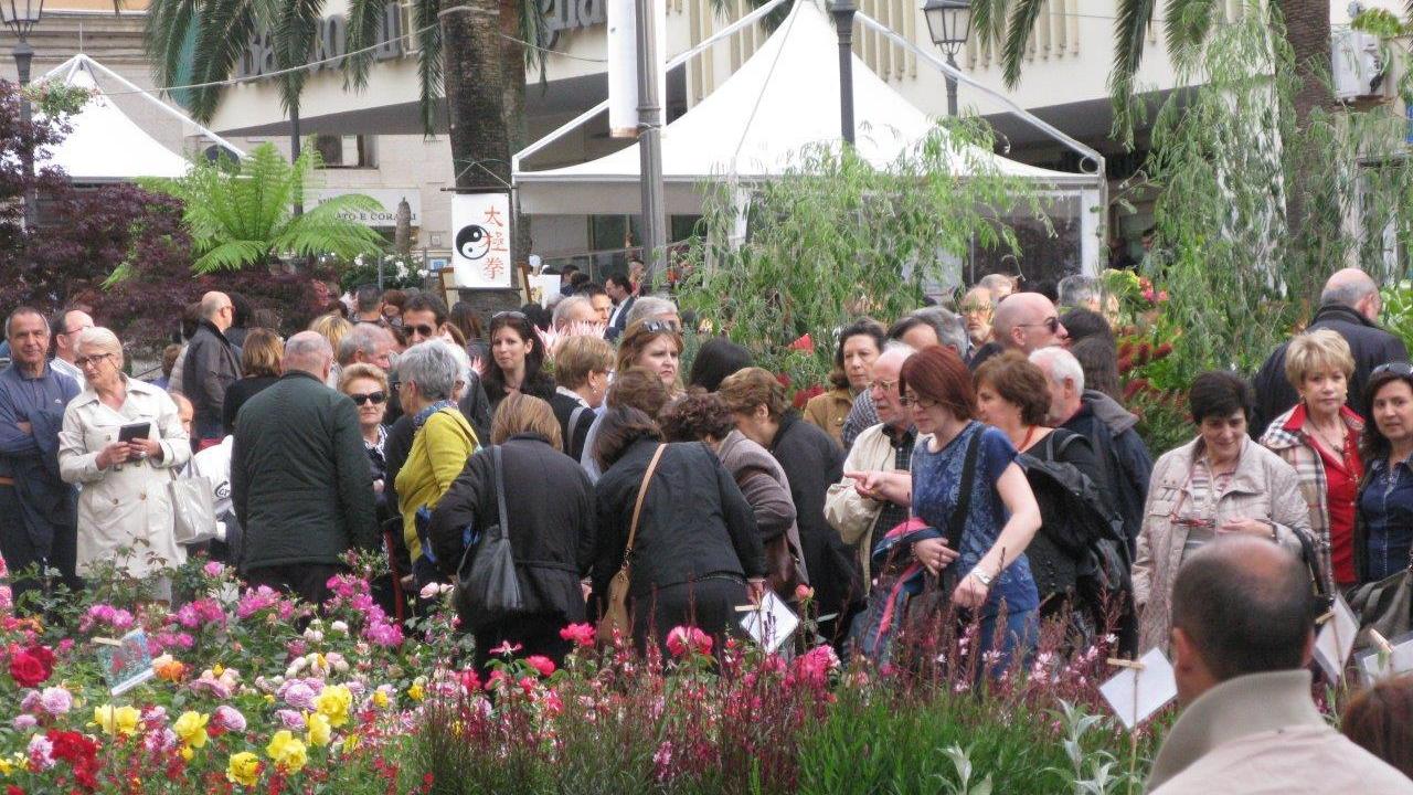 Adulti e bambini a migliaia nei percorsi di “Centro in fiore”