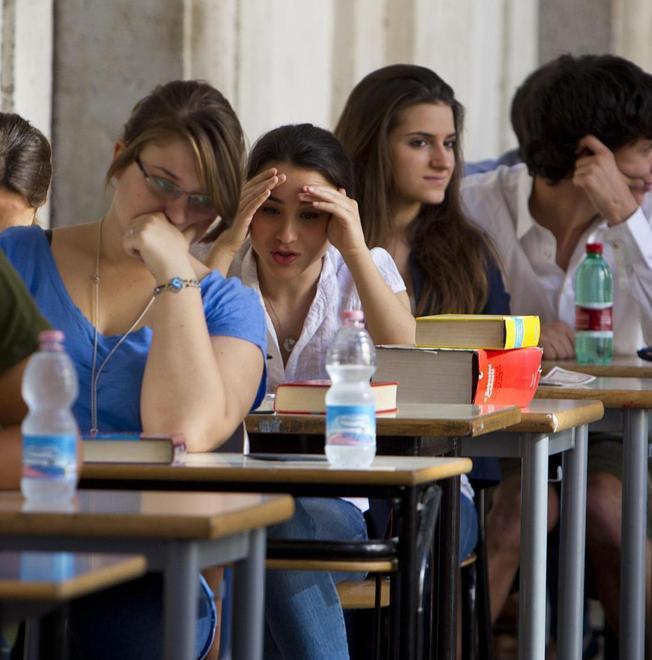 Scuole, chieste le priorità ai Comuni