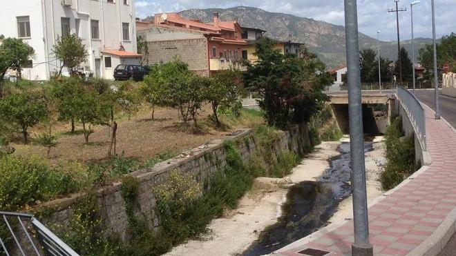 Pericoli per crollo della ringhiera