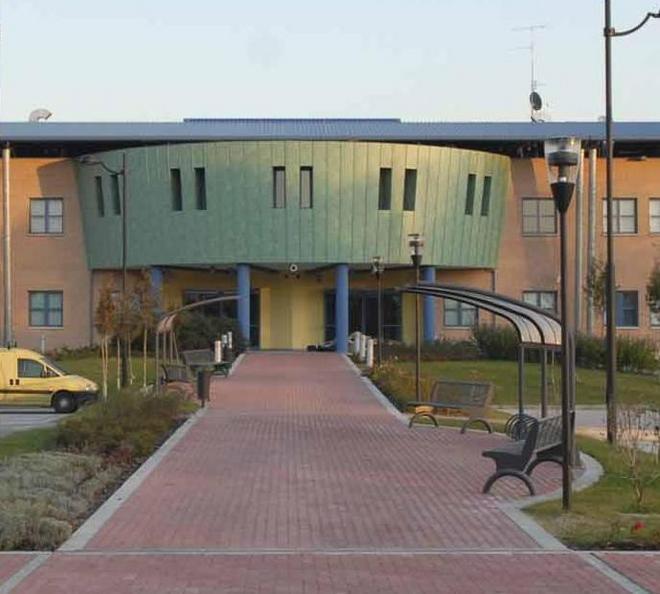 Due vigili agli arresti domiciliari per lesioni personali e falso 