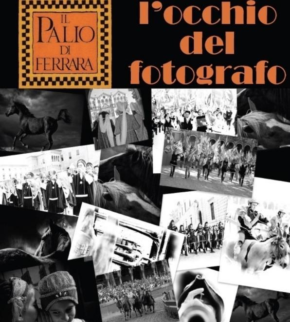 Bozzetti di drappi in Comune Foto in mostra in via Coperta