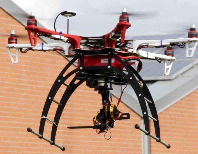 Vedere Ferrara con l’occhio del gigante volante 