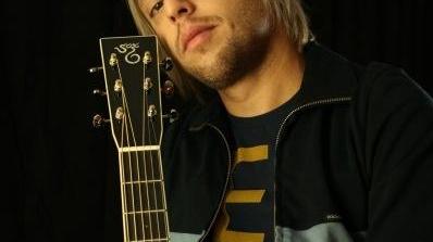 Otto splendide voci in corsa verso il palco dell’Ariston