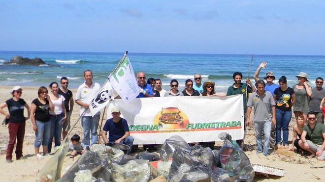 Giornata dell’ambiente: volontari puliscono l’oasi del Wwf a Scivu 