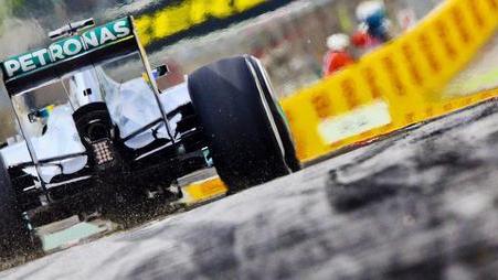 Hamilton imprendibile Le Ferrari ancora lente
