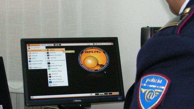 Postino infedele, la Procura vuole il giudizio immediato