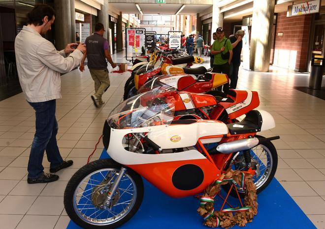 Motor Gallery, Trulli in “pole” alla fiera 