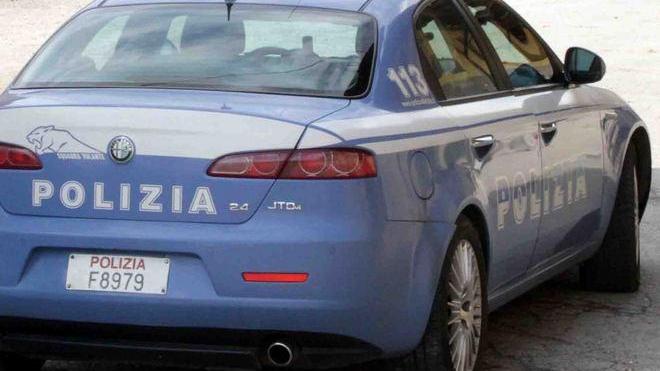 Beve troppo e manda tre poliziotti al S. Anna