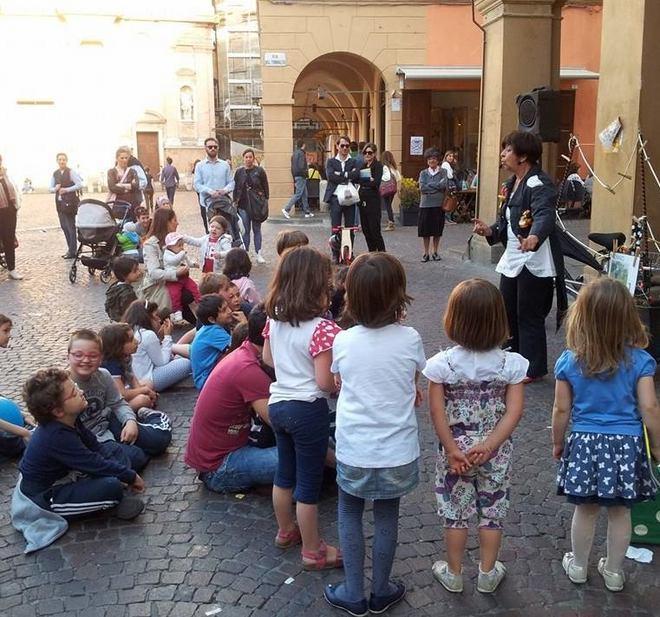 REGGIONARRA Città invasa dai bimbi e qualche fila 