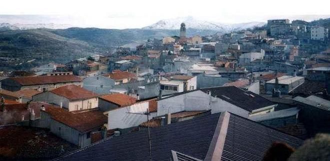 Fonni, furto in chiesa: rubati i candelabri e l’oro della Madonna 