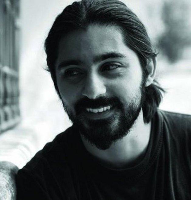 Cronaca della fine del mondo. Raccontata da Piazza Tola 