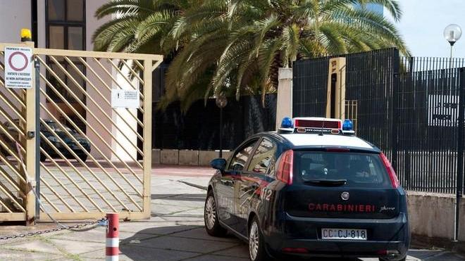 Armati di pistola rapinano un benzinaio: bottino 40mila euro