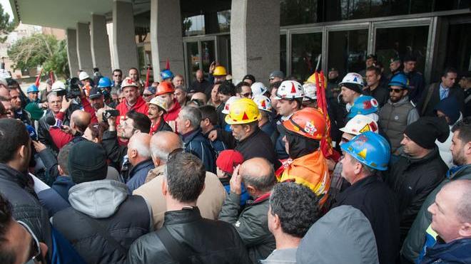 Alcoa, pressing della giunta su Renzi