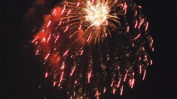 Si comincia questa sera con i fuochi artificiali sul lungomare di via Redipuglia