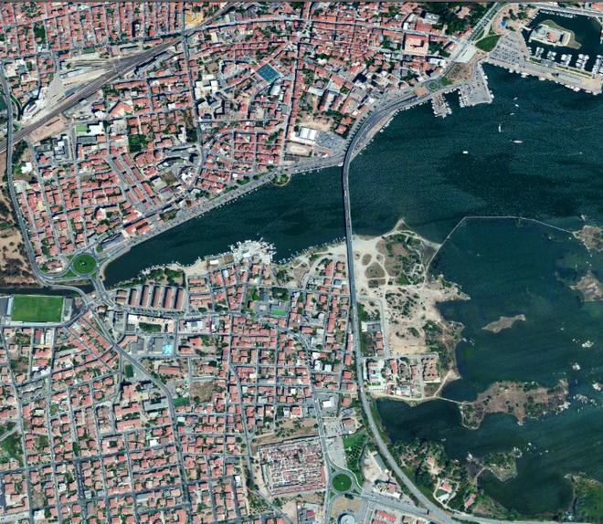 Il porto di Olbia in uno dei cinque francobolli italiani di promozione turistica 