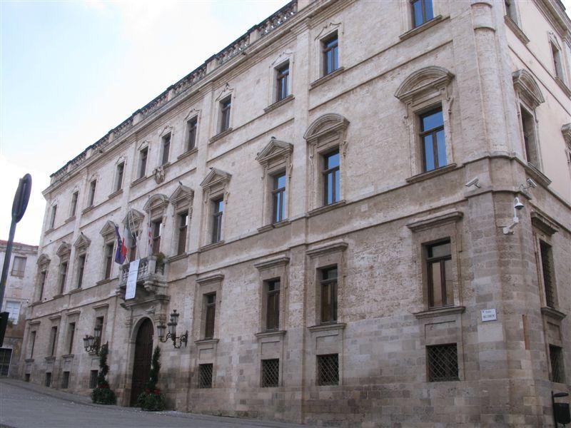 La corsa a Palazzo Ducale tra veleni e guerre interne 