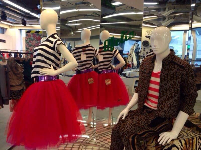 ModainMo/ Ofelia porta il suo stile a Riccione -FOTO