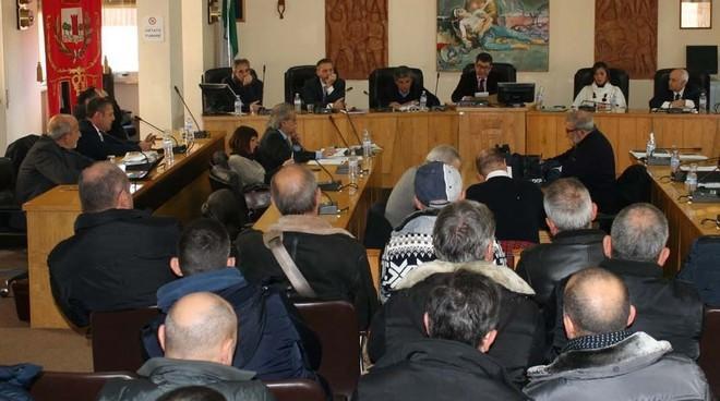 Macomer, per ora nessuna diretta web del Consiglio