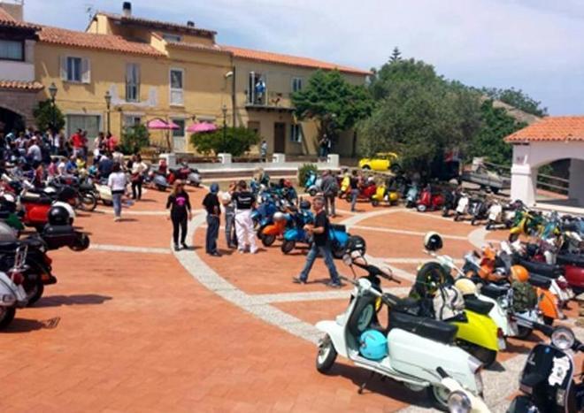 Successo per la caccia al tesoro riservata ai Vespa club