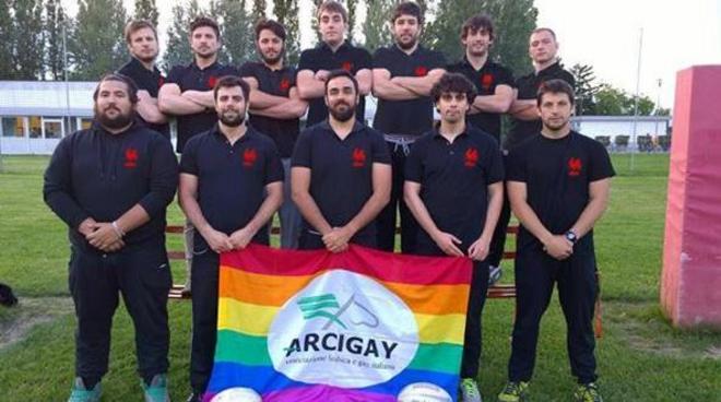 Arcigay sponsor della squadra di rugby 