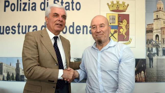 Questura, una App per soccorrere le persone sorde - VIDEO