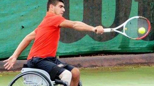 Il giovane tennista Luca Arca in gara al Foro Italico