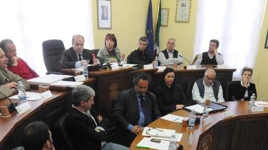 Arborea, minoranza all’attacco