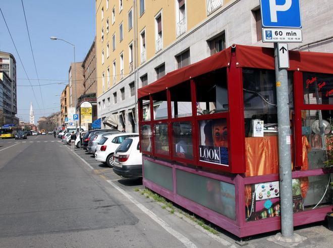Via Emilia Est, 408 no alla ciclabile 