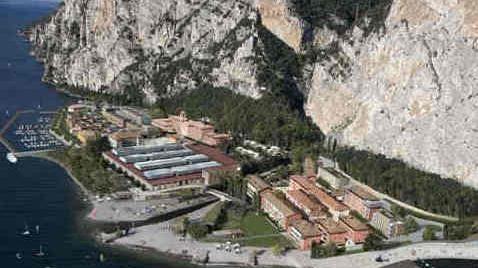 Coopsette, il resort sul Garda torna sotto sequestro