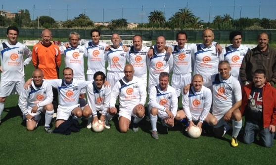 Caffè 2000 sempre al comando