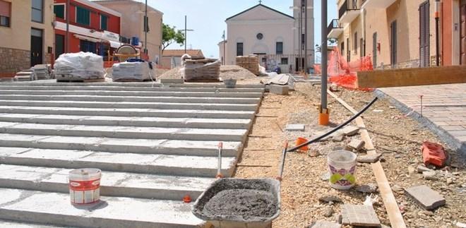 Stintino, un nuovo volto per largo Cala d’Oliva 