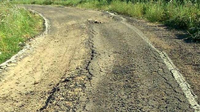 Silanus, a pezzi la strada di Tribides