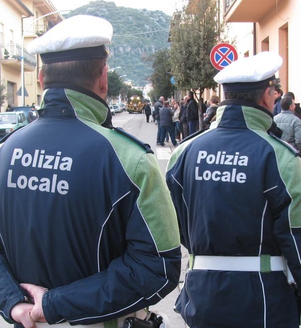 Siniscola, vertenza dei vigili urbani Cgil: «Sono pochi»