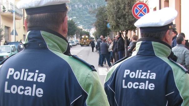 Siniscola, vertenza dei vigili urbani Cgil: «Sono pochi»