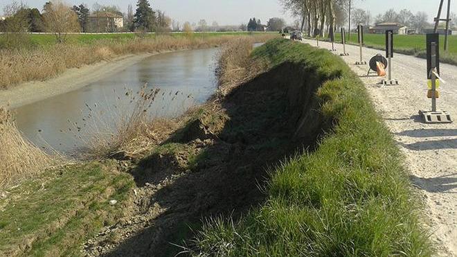 Frana, via ai lavori sulla comunale