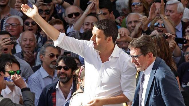 Renzi mattatore in piazza Grande «I fischi li fa chi non ha idee» - LIVETWITTER - RIVEDI IL COMIZIO - VIDEO/1 - VIDEO/2 - VIDEO/3