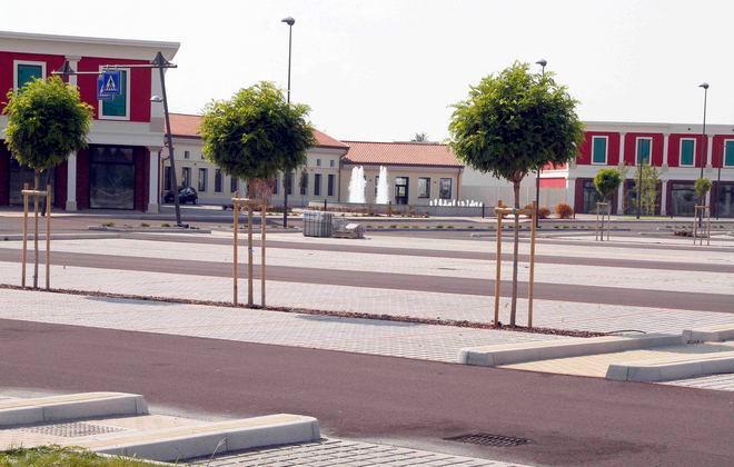 L’outlet del Po ci riprova «Apertura a Pasqua 2015» 