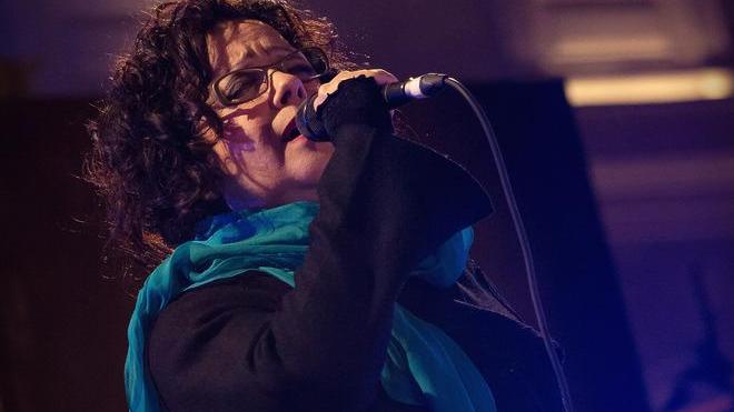 In duemila in piazza d’Italia ad applaudire Antonella Ruggiero