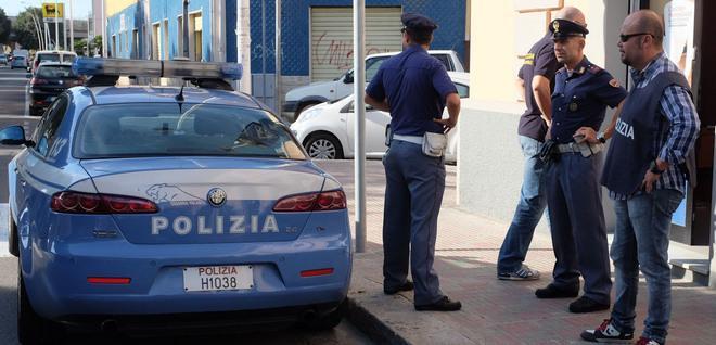 Dà fuoco a 30mila euro e si uccide 