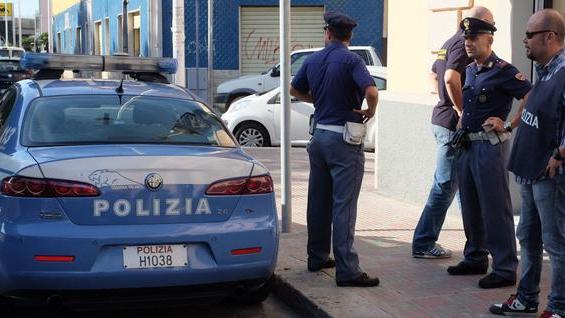 Dà fuoco a 30mila euro e si uccide